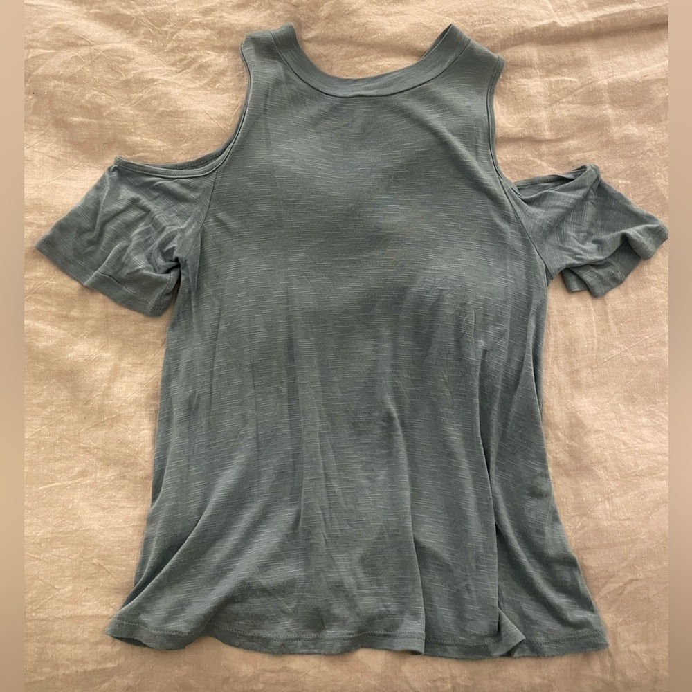 Off the shoulder top!